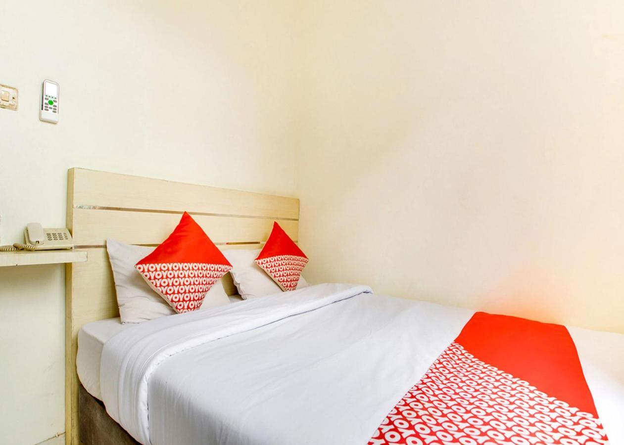 Oyo 2554 Hotel Arimbi Lama Dewi Sartika Bandung Exterior foto